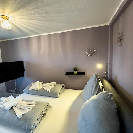 Messewohnung Fuer 4 Gaeste Mit Kostenlosem Parkplatz Apartamento