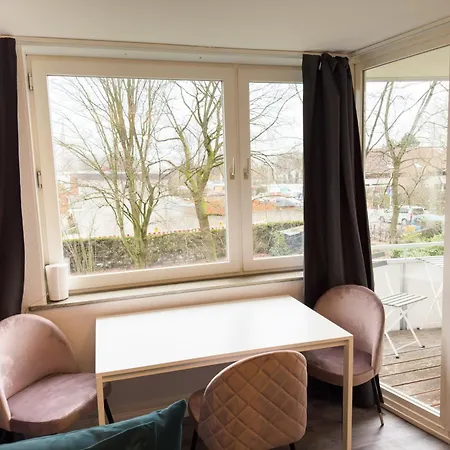 Messewohnung Fuer 4 Gaeste Mit Kostenlosem Parkplatz Appartement Hannover