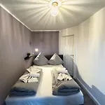 Messewohnung Fuer 4 Gaeste Mit Kostenlosem Parkplatz Διαμέρισμα *
