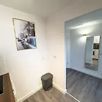 Messewohnung Fuer 4 Gaeste Mit Kostenlosem Parkplatz Διαμέρισμα *
